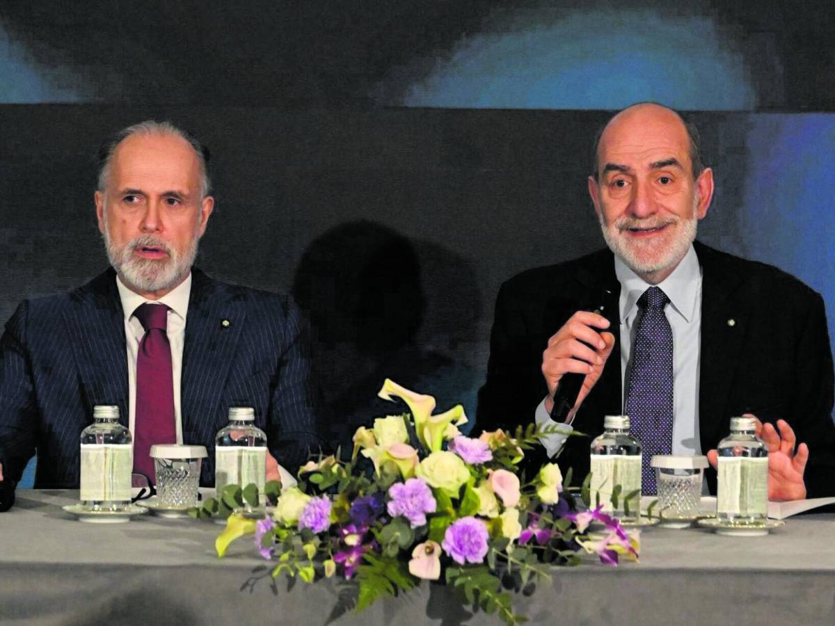 il 2 giugno esce dal colle e scende nelle piazze per una serata di star da Ilgiornale.it il 2 giugno esce dal colle e scende nelle piazze per una serata di star
