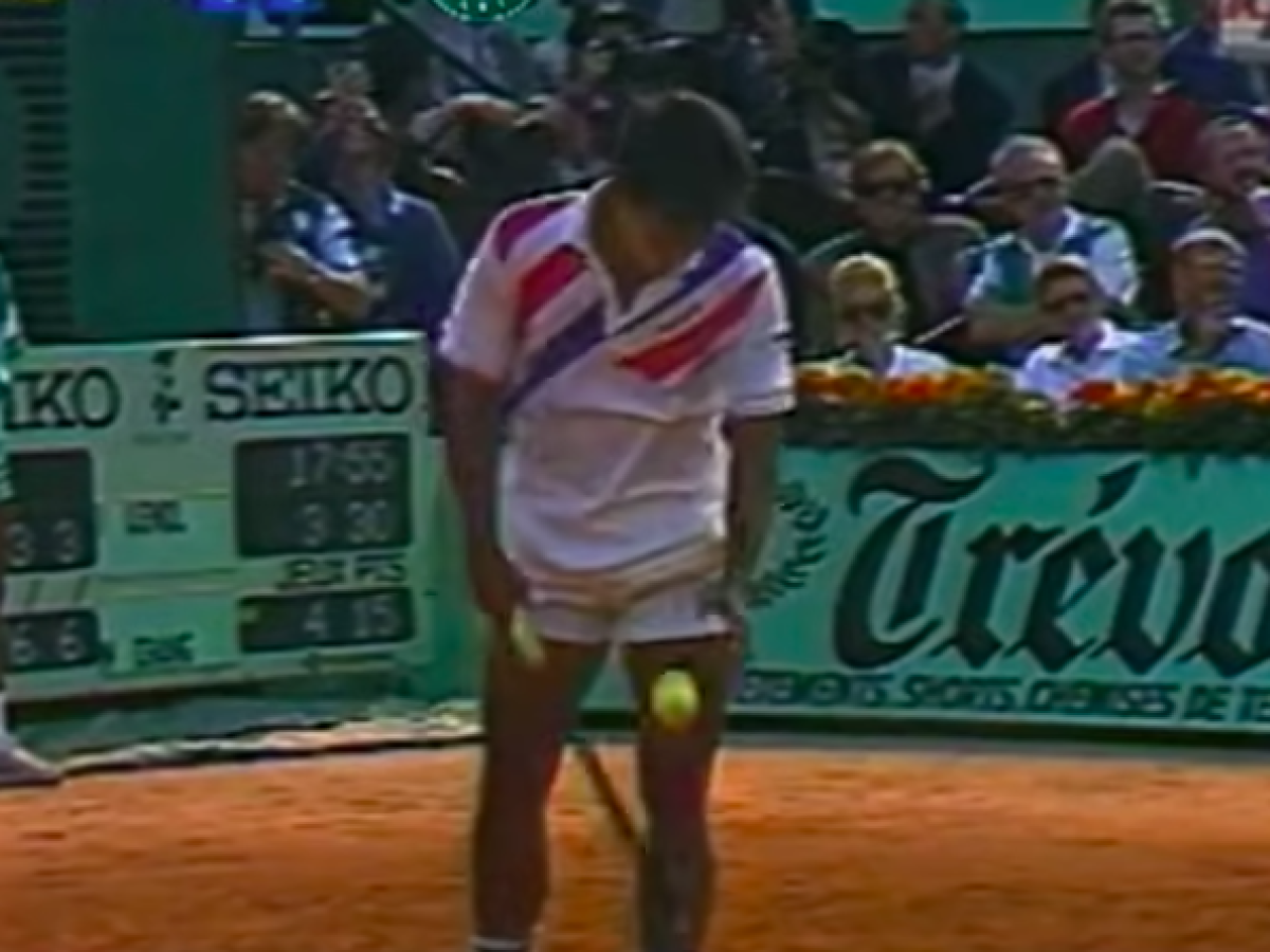 fa una cosa mai vista al roland garros e sbatte fuori il numero 1 da Ilgiornale.it fa una cosa mai vista al roland garros e sbatte fuori il numero 1