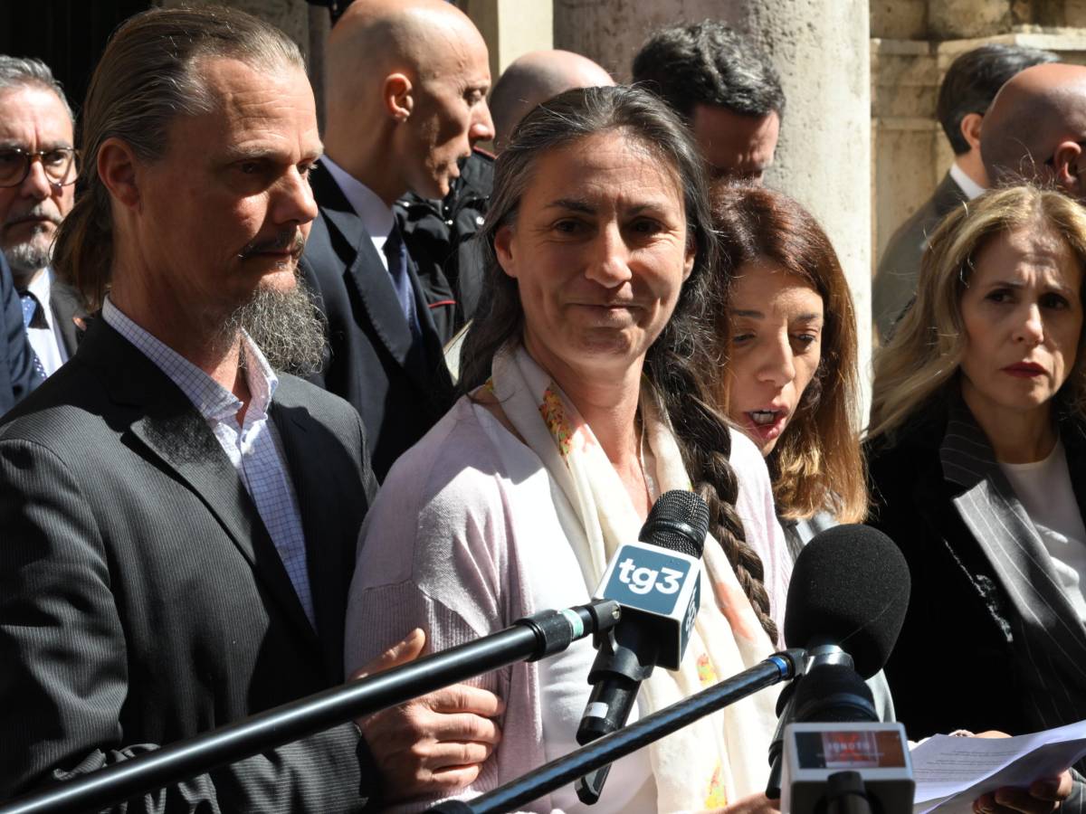 il mio unico scopo 232 liberare i miei figli la mamma della famiglia del bosco si confessa a domenica in da Ilgiornale.it il mio unico scopo 232 liberare i miei figli la mamma della famiglia del bosco si confessa a domenica in
