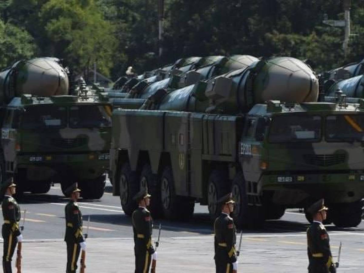 rampe di lancio vicino ai silos missilistici nucleari cinesi da Ilgiornale.it rampe di lancio vicino ai silos missilistici nucleari cinesi