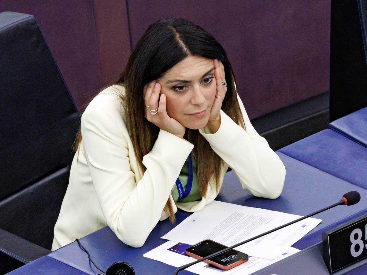 il coraggio di lasciare per non rinunciare ai propri valori ha il merito di affermare una verit224 che molti vedono le reazioni alla mossa di pina picierno da Ilgiornale.it il coraggio di lasciare per non rinunciare ai propri valori ha il merito di affermare una verit224 che molti vedono le reazioni alla mossa di pina picierno