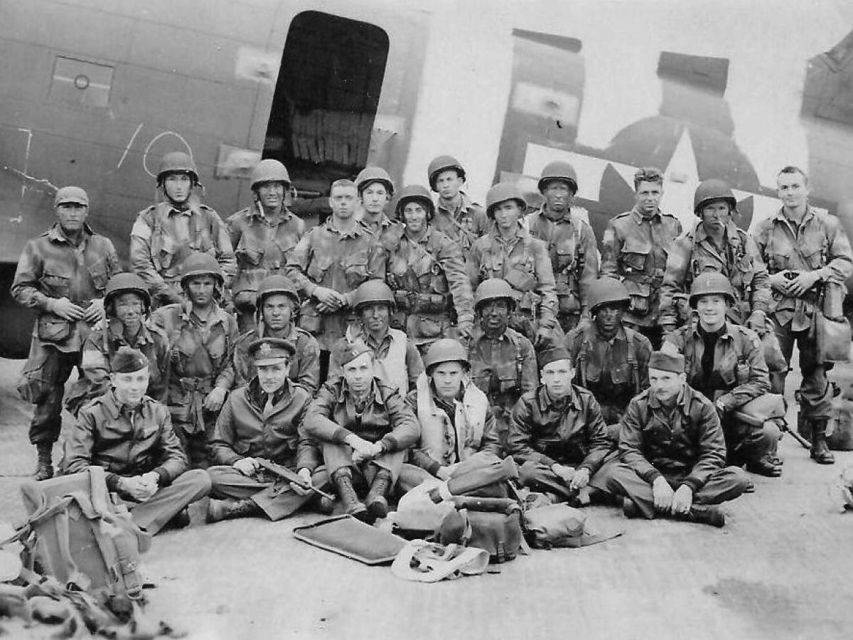 i primi a scendere in normandia la missione dei pathfinder del d day da Ilgiornale.it i primi a scendere in normandia la missione dei pathfinder del d day