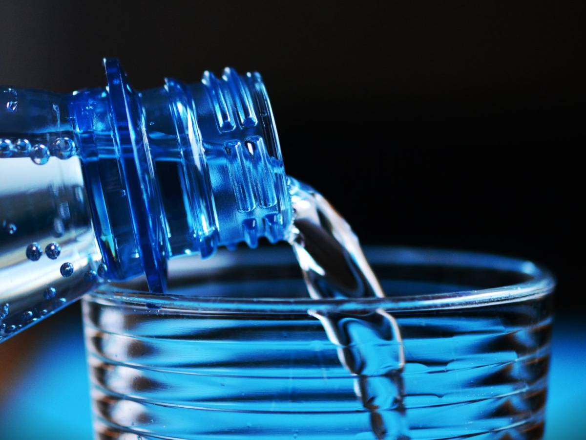 riempire pi249 volte una bottiglia d acqua di plastica quali sono i rischi da Ilgiornale.it riempire pi249 volte una bottiglia d acqua di plastica quali sono i rischi