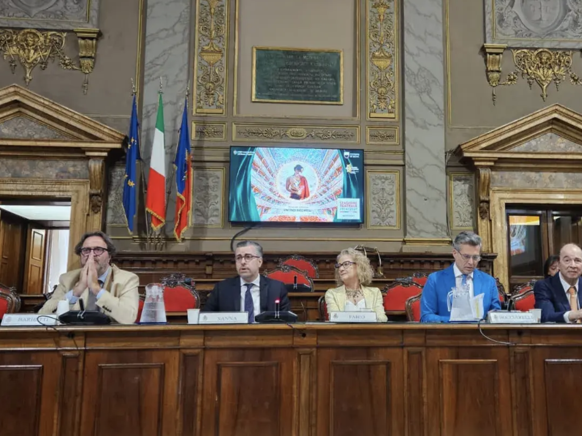 teatri di siena oltre 80 appuntamenti il fuoco della conoscenza accende il nuovo cartellone da Ilgiornale.it teatri di siena oltre 80 appuntamenti il fuoco della conoscenza accende il nuovo cartellone