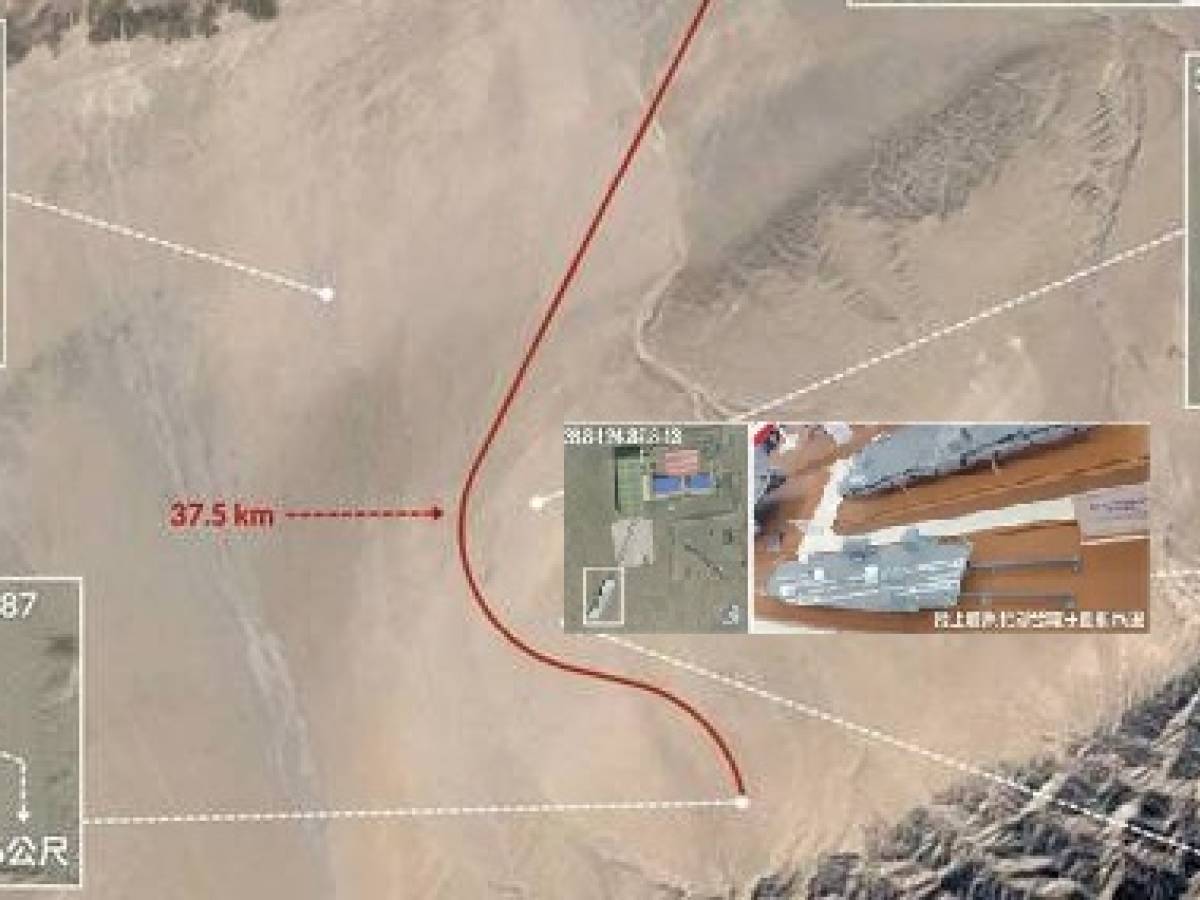 Portaerei Usa nel deserto cinese: così Pechino si addestra a colpire la flotta americana Portaerei Usa nel deserto cinese: così Pechino si addestra a colpire la flotta americana