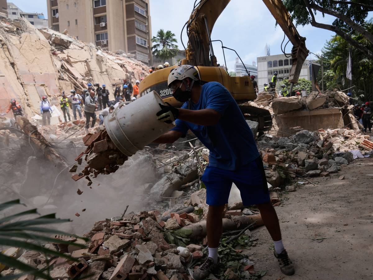partita la missione italiana per il venezuela menia fdi la solidariet224 sia mastice che unisce vittime feriti e sfollati da Ilgiornale.it partita la missione italiana per il venezuela menia fdi la solidariet224 sia mastice che unisce vittime feriti e sfollati