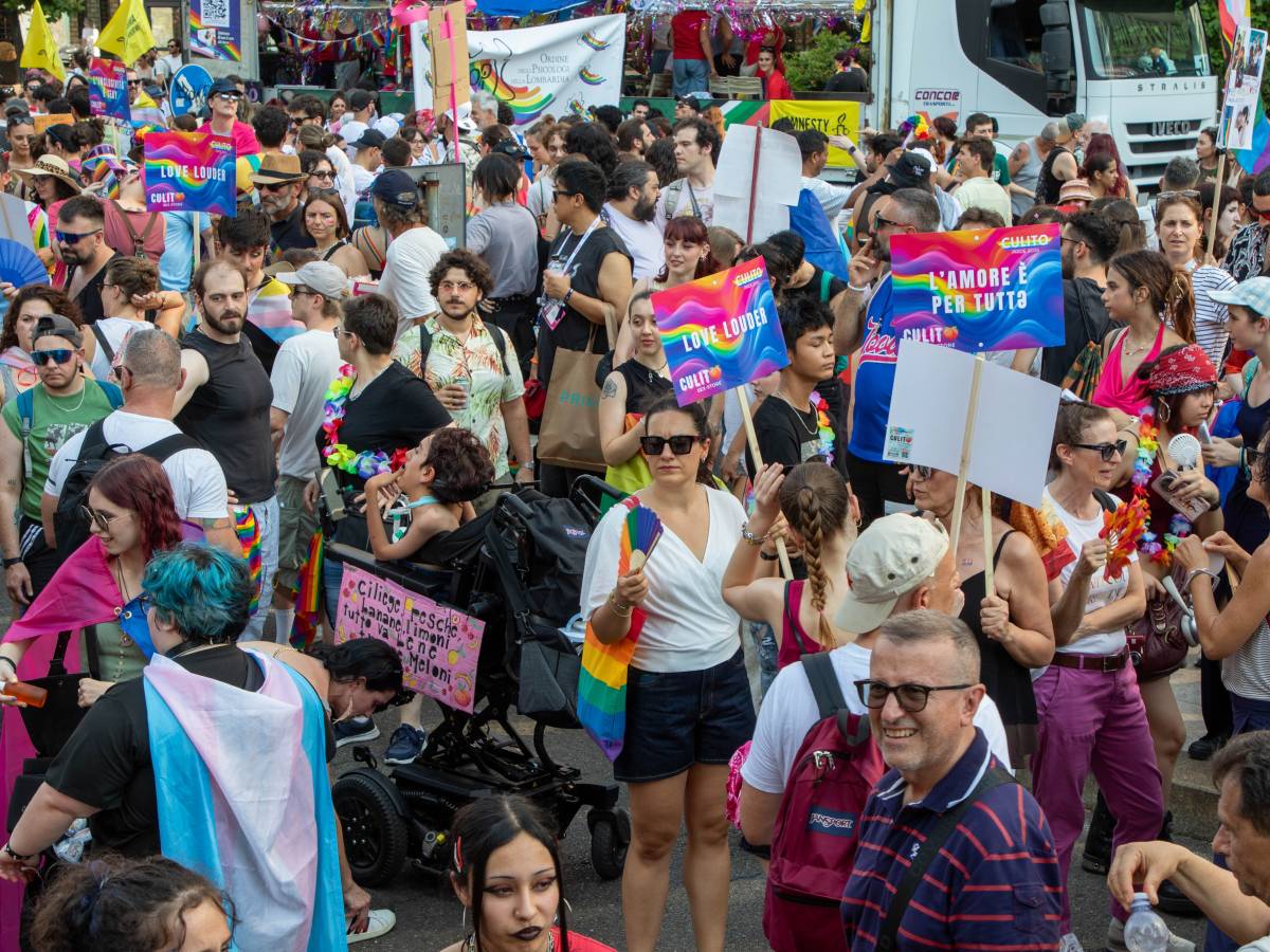 milano pride a sorpresa si presenta anche elly schlein da Ilgiornale.it milano pride a sorpresa si presenta anche elly schlein