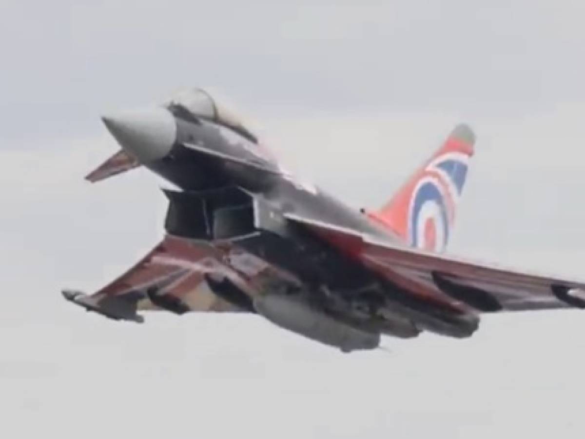 i traditori della raf cos236 i top gun britannici hanno addestrato i piloti cinesi da Ilgiornale.it i traditori della raf cos236 i top gun britannici hanno addestrato i piloti cinesi