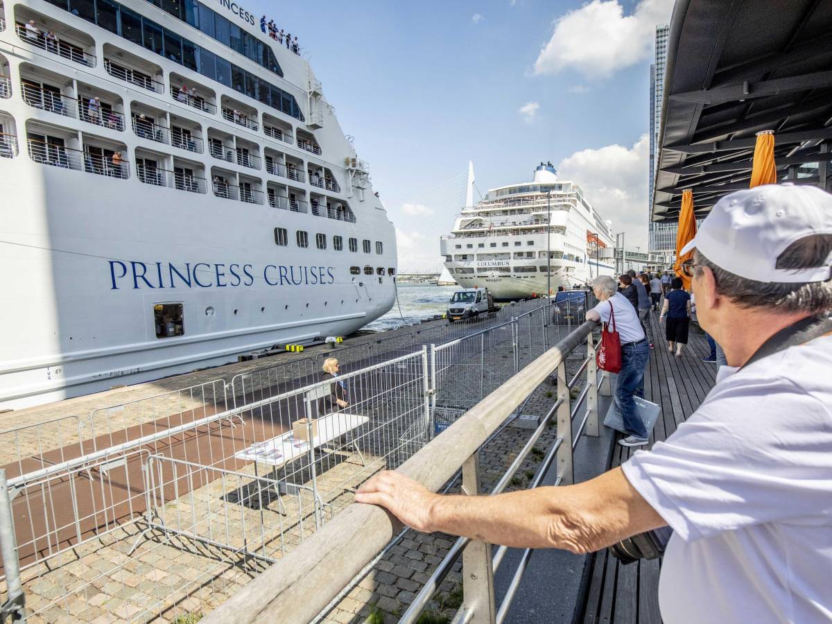 nuovo caso di norovirus 125 contagiati a bordo della nave da crociera da Ilgiornale.it nuovo caso di norovirus 125 contagiati a bordo della nave da crociera