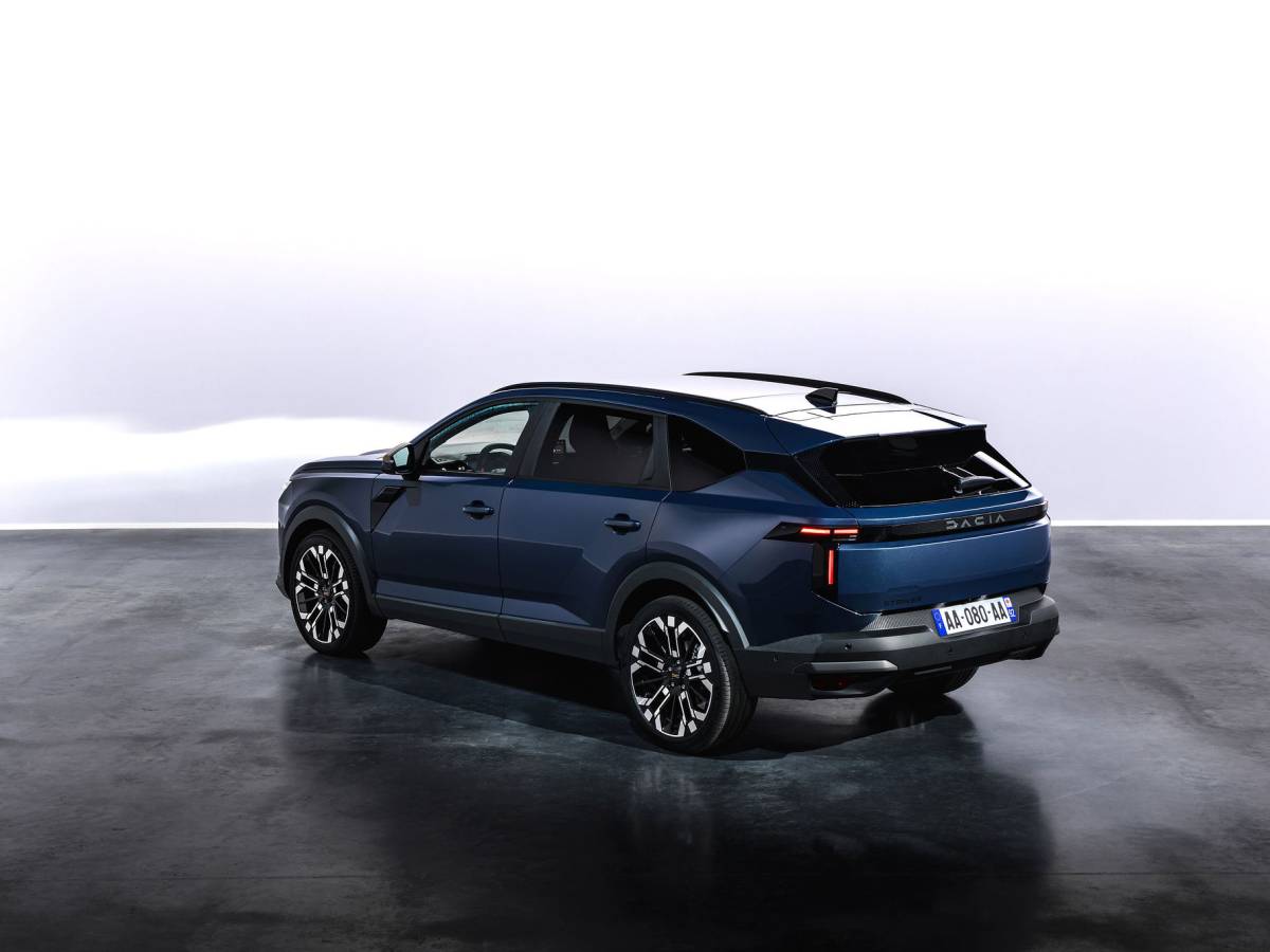 dacia striker il crossover che fonde suv station wagon e berlina per conquistare il segmento c da Ilgiornale.it dacia striker il crossover che fonde suv station wagon e berlina per conquistare il segmento c