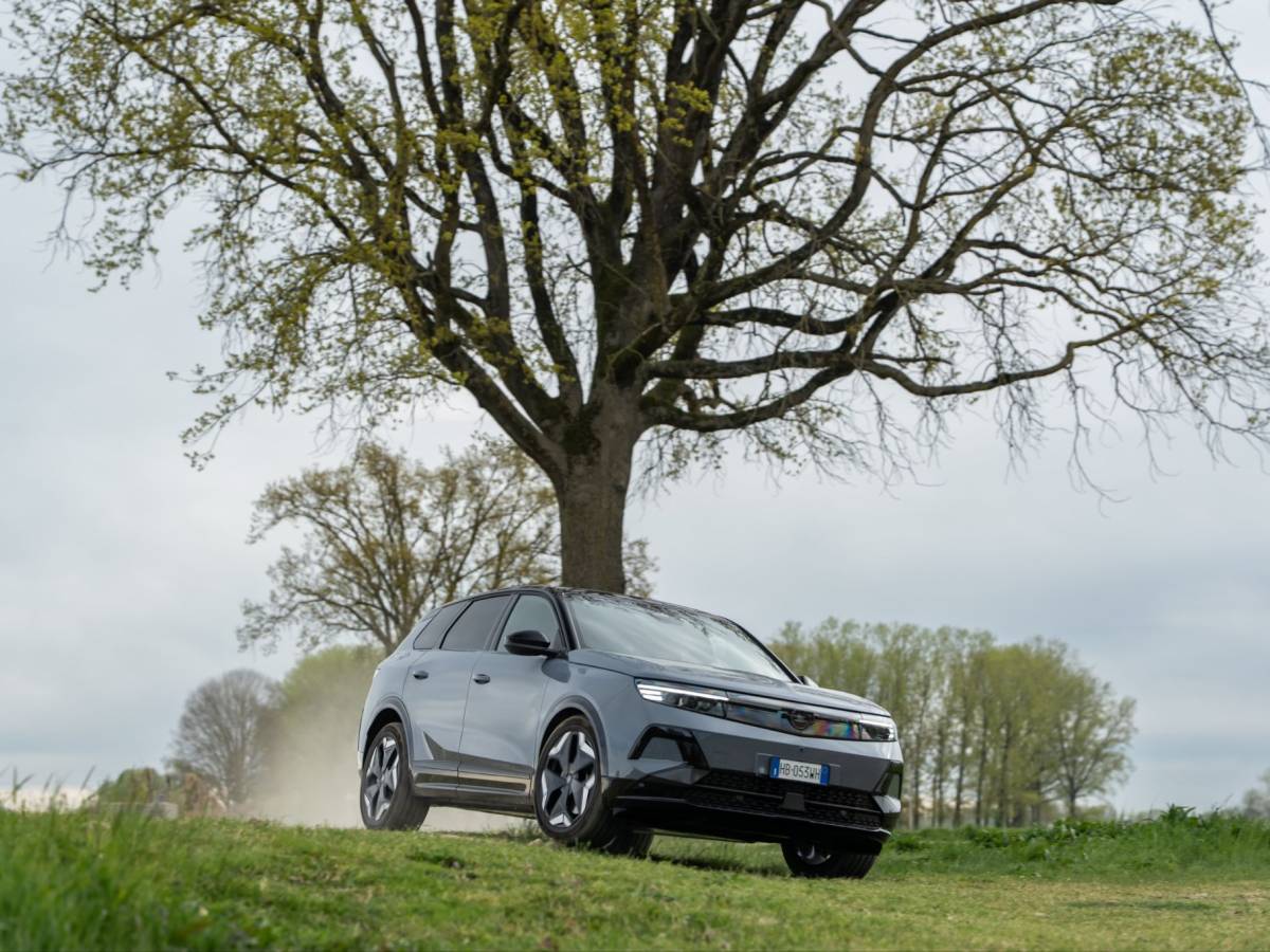 nuova opel grandland il suv tedesco 232 anche elettrico e punta sul comfort da Ilgiornale.it nuova opel grandland il suv tedesco 232 anche elettrico e punta sul comfort