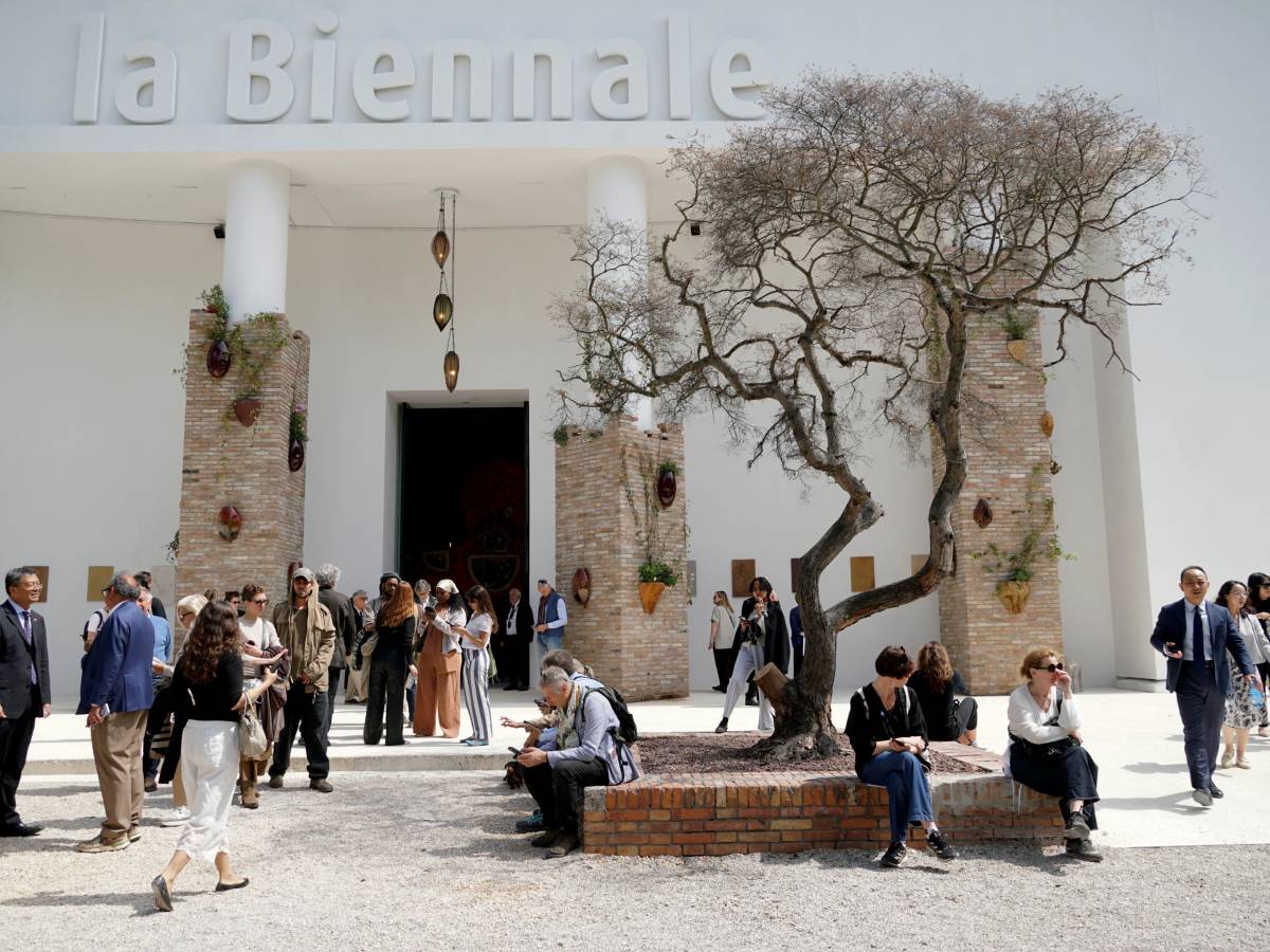 biennale di venezia l8217ue taglia 2 milioni dopo la riapertura del padiglione russo non rispetta i valori democratici da Ilgiornale.it biennale di venezia l8217ue taglia 2 milioni dopo la riapertura del padiglione russo non rispetta i valori democratici