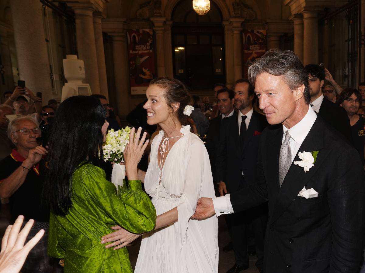 eva herzigova e gregorio marsiaj si sono sposati dopo oltre vent8217anni d amore e tre figli la coppia ha detto s236 a torino da Ilgiornale.it eva herzigova e gregorio marsiaj si sono sposati dopo oltre vent8217anni d amore e tre figli la coppia ha detto s236 a torino