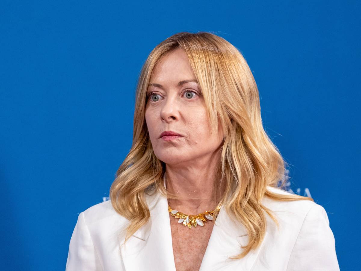 roggero era in una situazione di forte stress giorgia meloni rompe il silenzio sul gioielliere da Ilgiornale.it roggero era in una situazione di forte stress giorgia meloni rompe il silenzio sul gioielliere