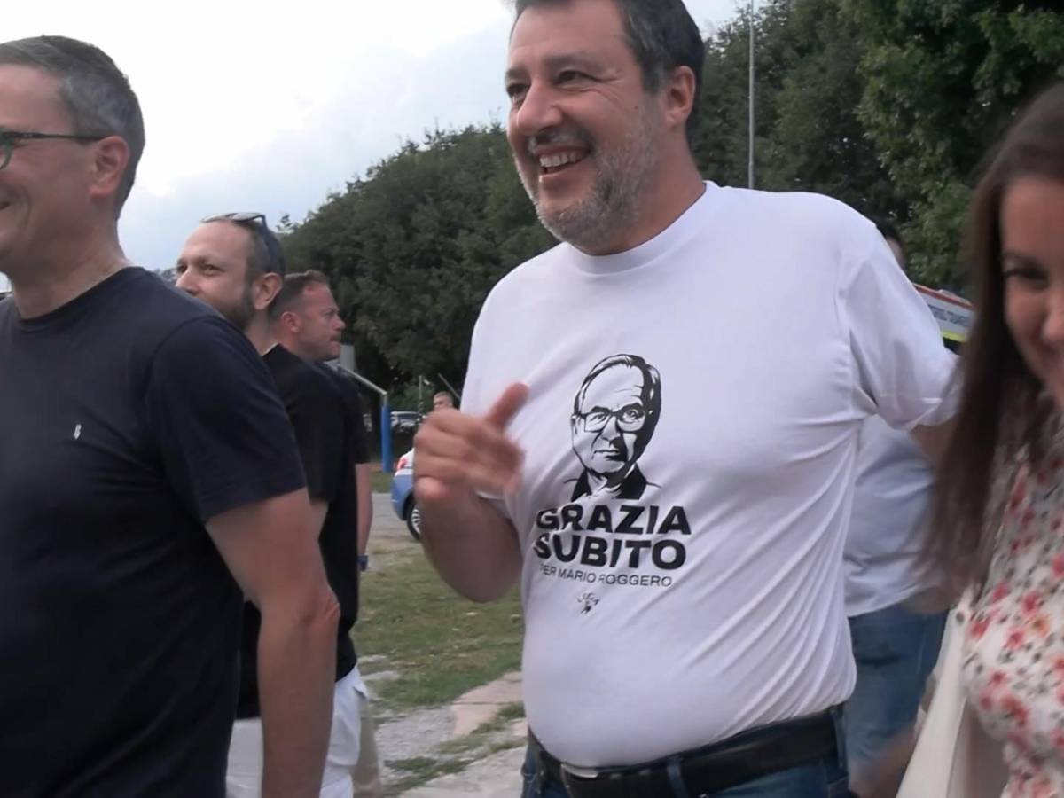 salvini torna in carcere da roggero gli ho suggerito di scrivere un libro da Ilgiornale.it salvini torna in carcere da roggero gli ho suggerito di scrivere un libro