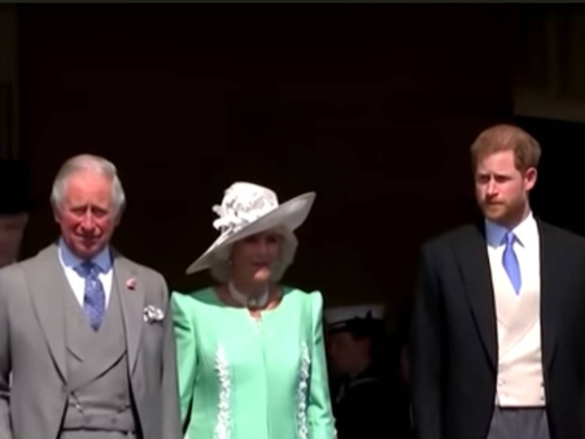 meghan umiliata da re carlo 232 felice di essere tornata in california da Ilgiornale.it meghan umiliata da re carlo 232 felice di essere tornata in california