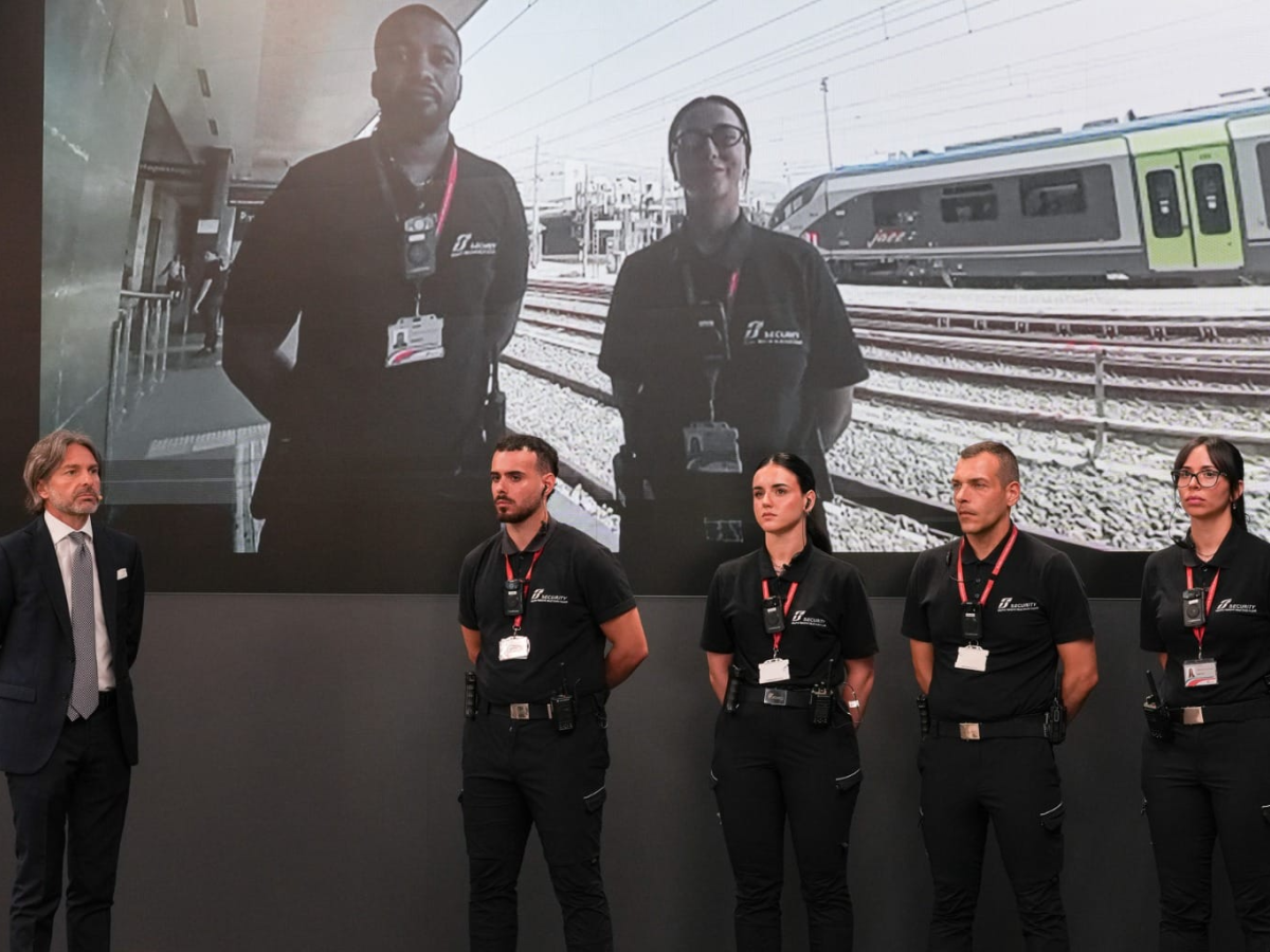 ferrovie oltre mille bodycam per gli addetti fs security da Ilgiornale.it ferrovie oltre mille bodycam per gli addetti fs security