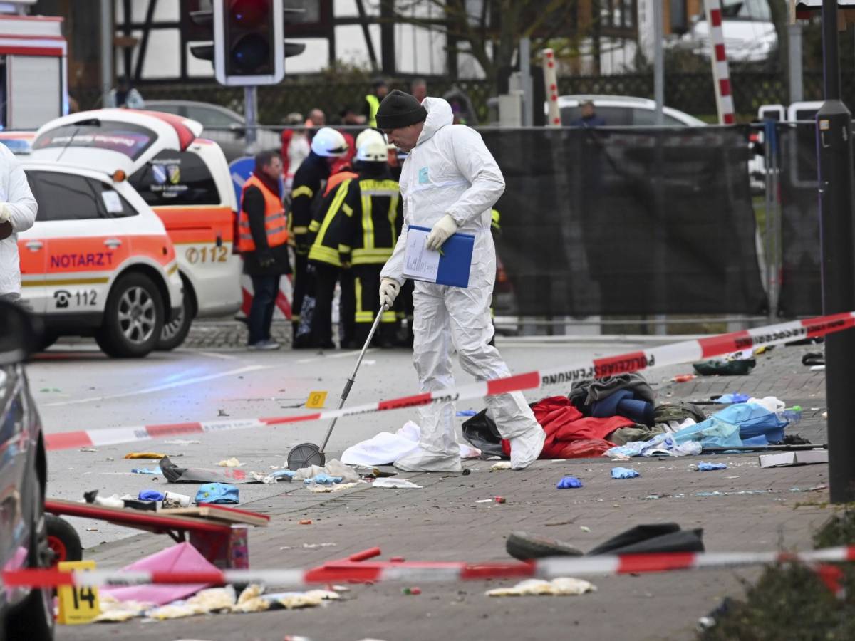 Germania, Auto Sulla Folla: L'autore Dell'attentato Di Carnevale è Un ...