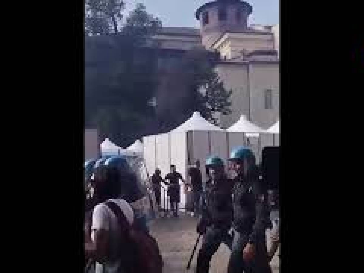 VIDEO: Meloni A Torino, Scontri Al Corteo Tra Studenti E Forze Dell ...