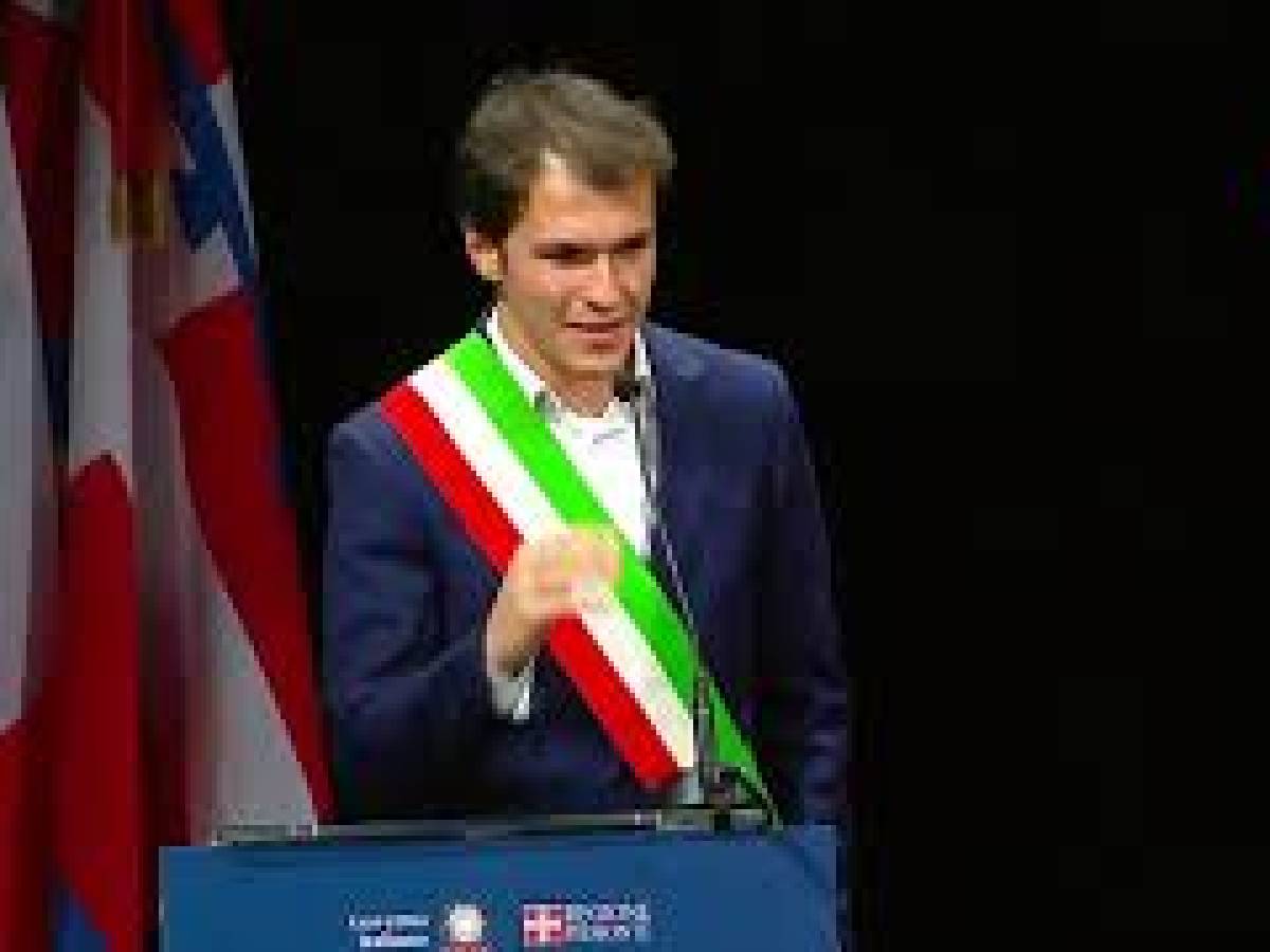 VIDEO Accordo coesione GovernoPiemonte, sindaco più giovane d'Italia accoglie Meloni