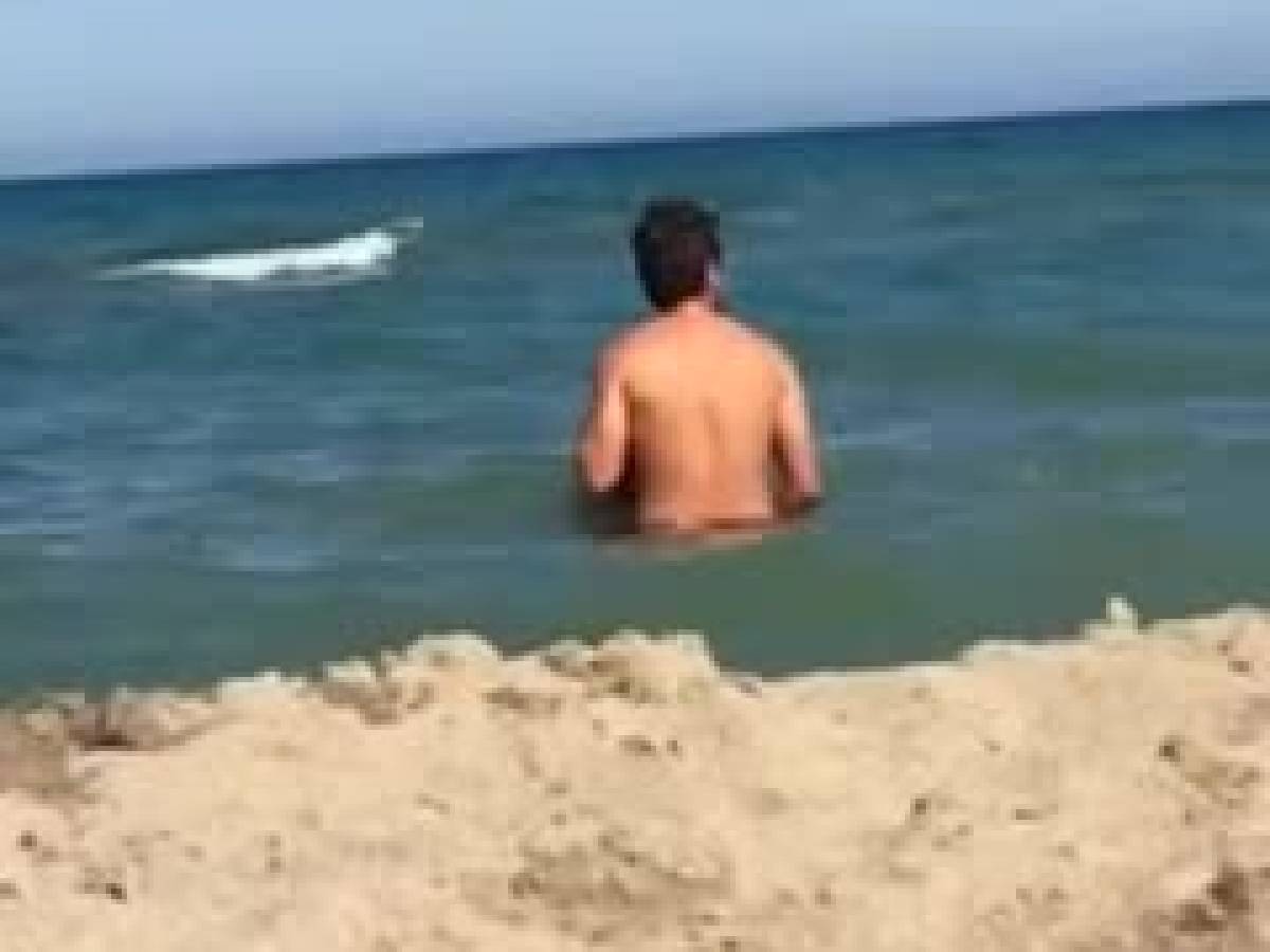 Catania, sesso in spiaggia in pieno giorno