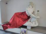 Ora il Pd censura pure le statue per non offendere i musulmani
