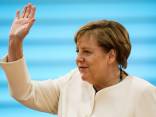 La Merkel straccia le regole Ue. Adesso valgono solo per noi