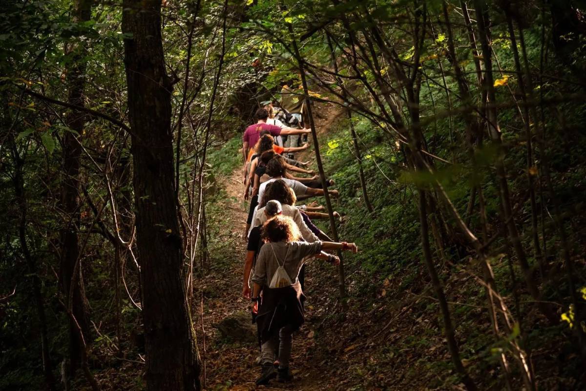 https://img.ilgcdn.com/sites/default/files/styles/xl/public/filefield_paths/giardino-delle-esperidi-la-performing-art-entra-nel-paesaggio.jpeg?_=1782445683