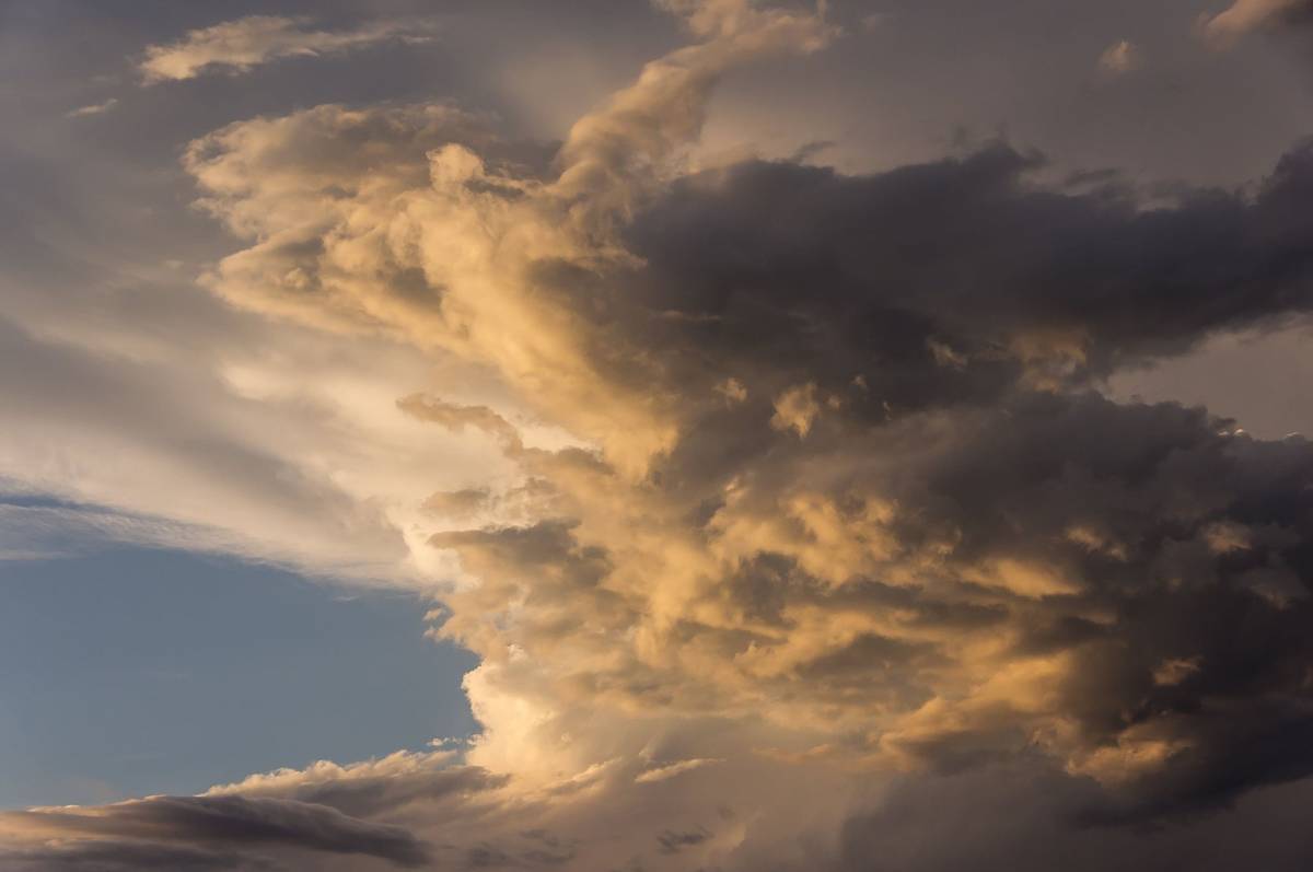 Prima del super caldo arrivano i temporali (con grandine): dove colpiranno nel week-end