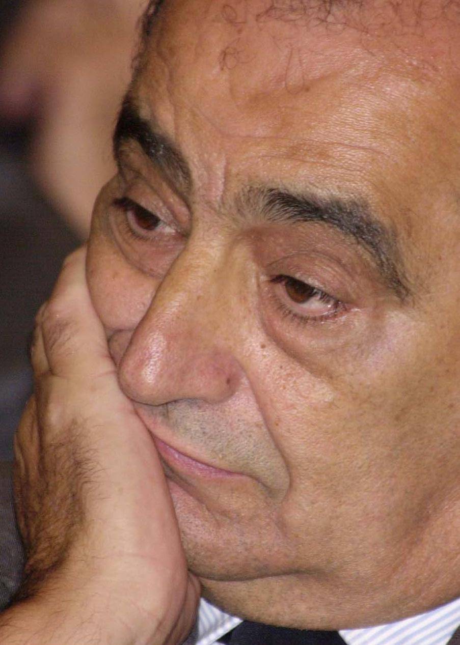 Il Galliera difende il suo direttore
