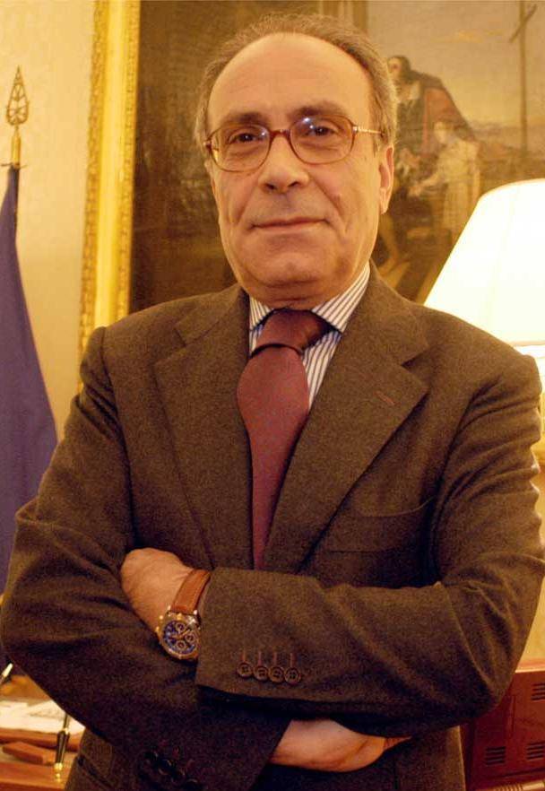 È l’ora dei blitz su droga, clandestini e abusivi