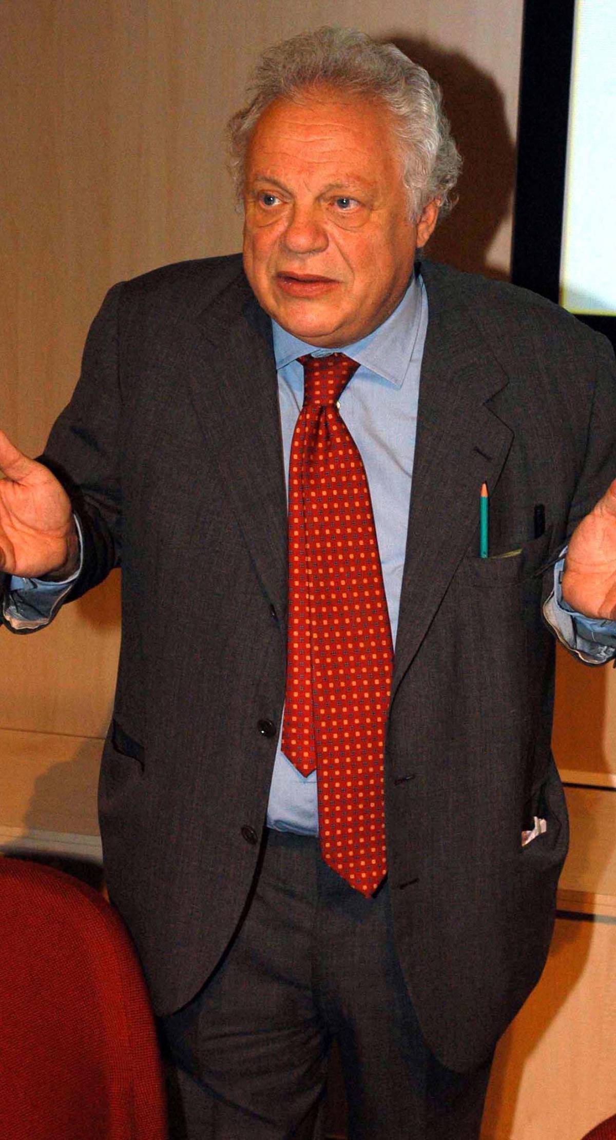 Prima epurazione di Sarkozy «Punirò chi mi rema contro»