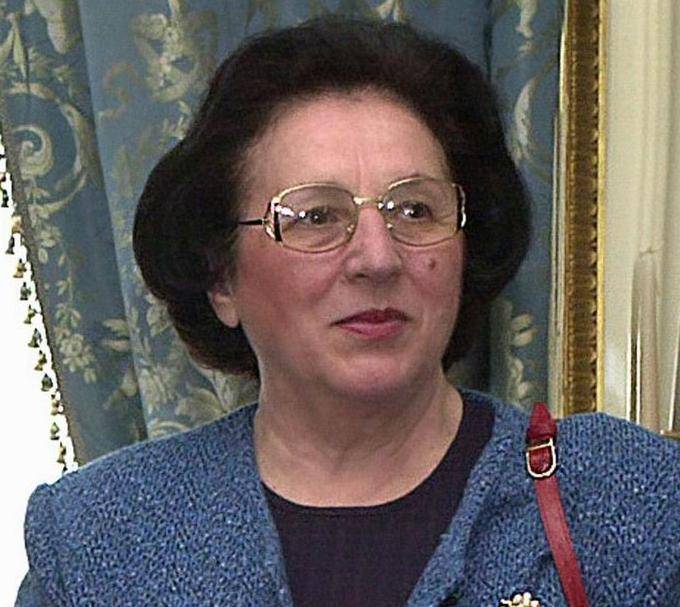Solo la clausola anti D’Alema tiene insieme i cocci dell’Unione