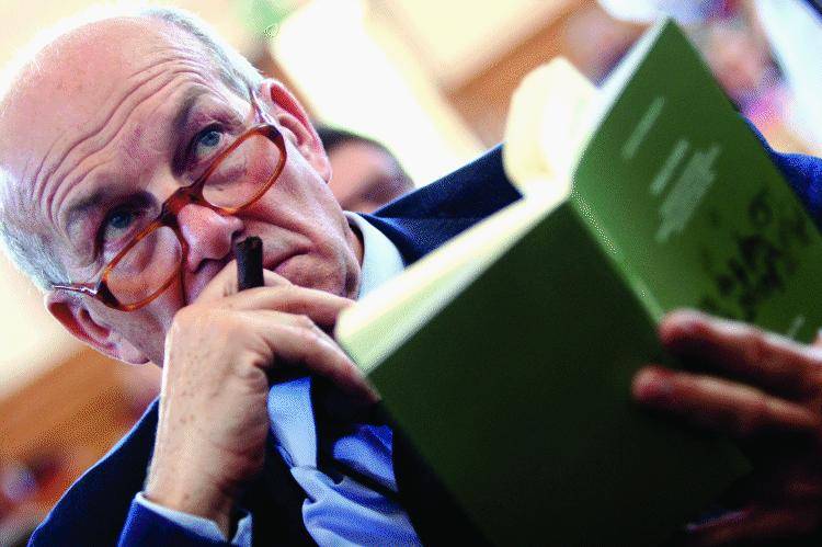 «Mr. Oracle» si regala nave record