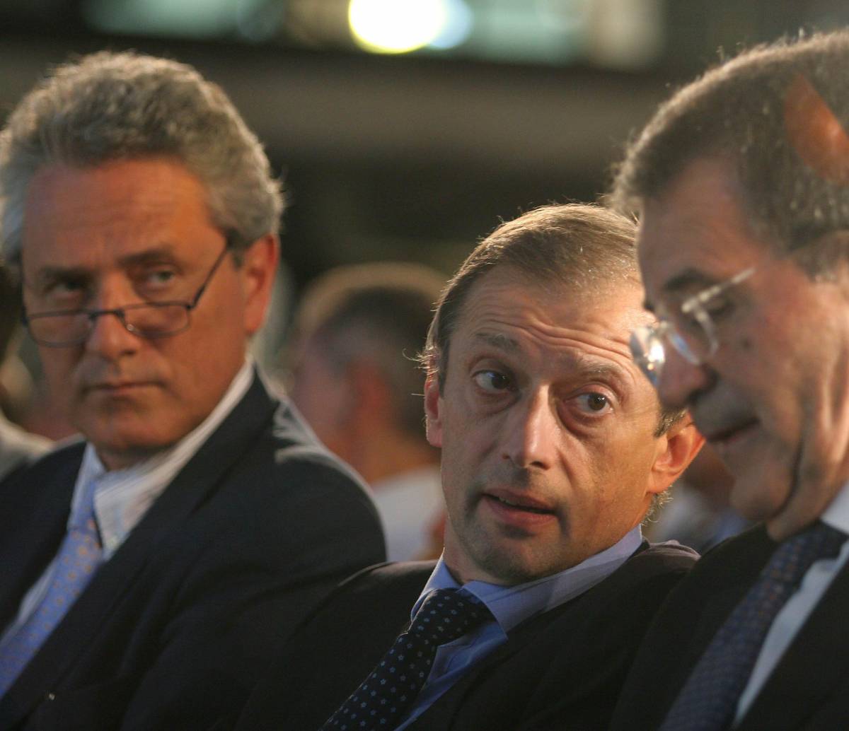 LA FOLLA Il vero leader del Novecento