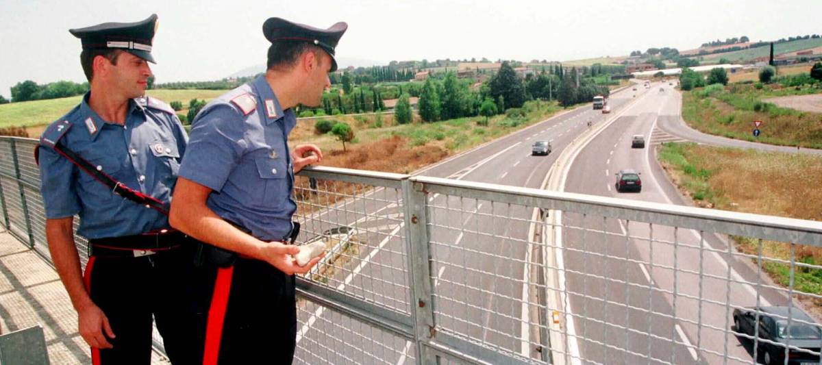 Rock e satira,  Elio   racconta le sue storie