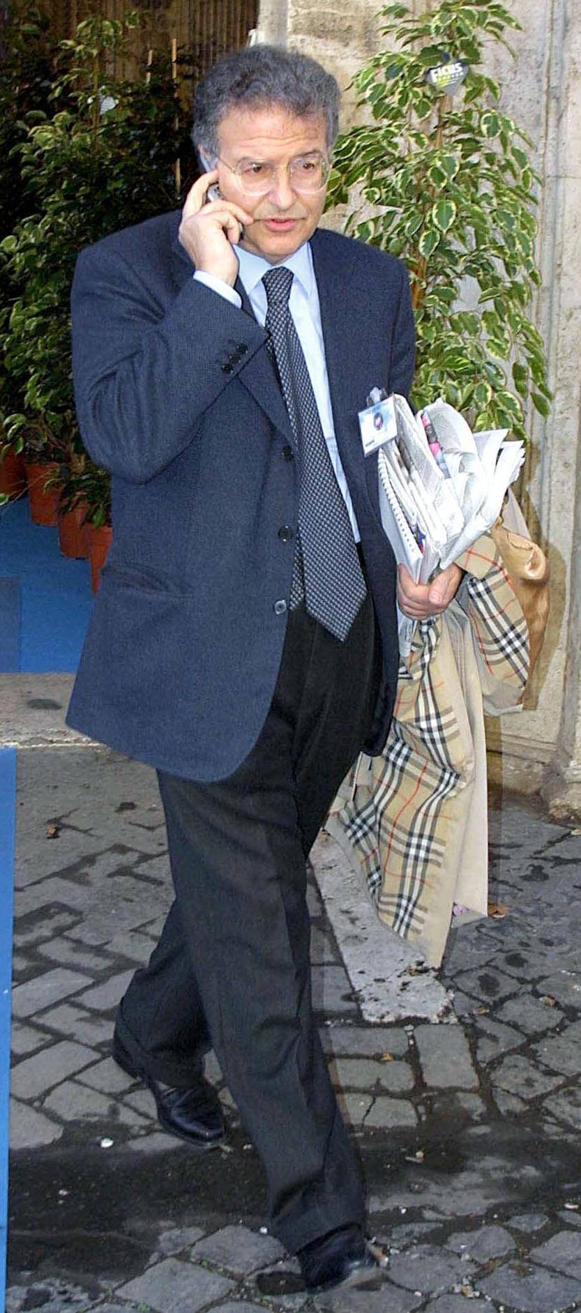 Si vuol colpire Cristo,  bravo Socci a difenderlo