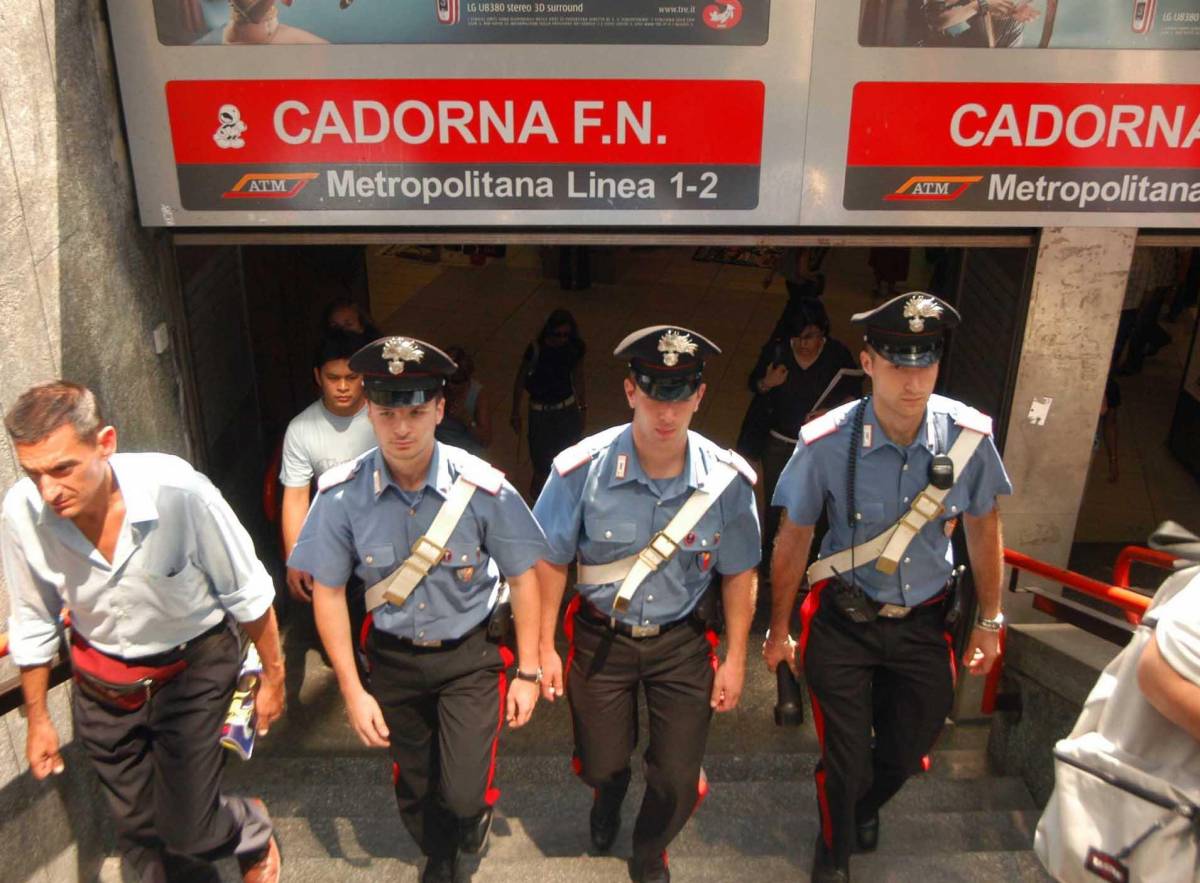 RAIUNO E CANALE 5, SFIDA SUL GOSSIP