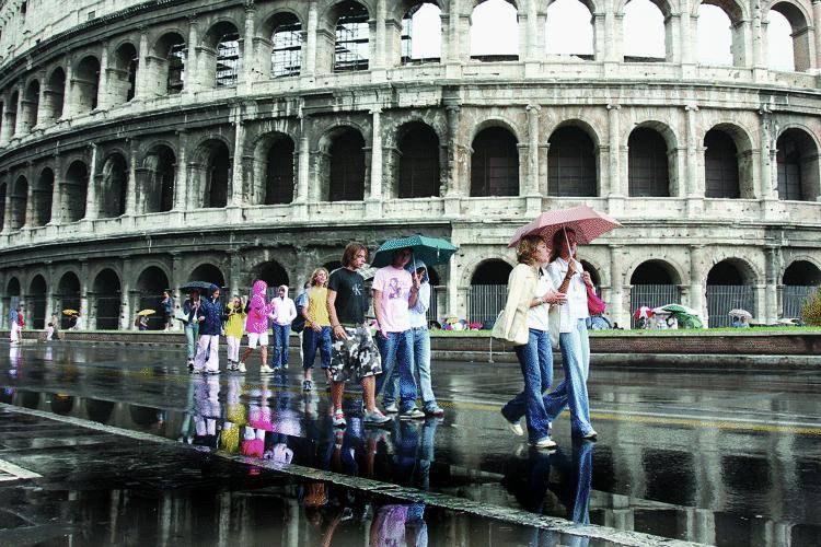 «Bomba in caserma: non è fondamentalismo»