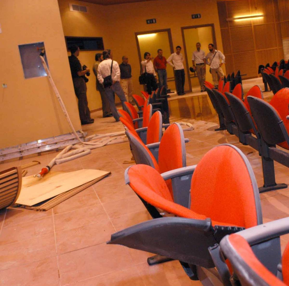 Auditorium di Niguarda distrutto dai vandali