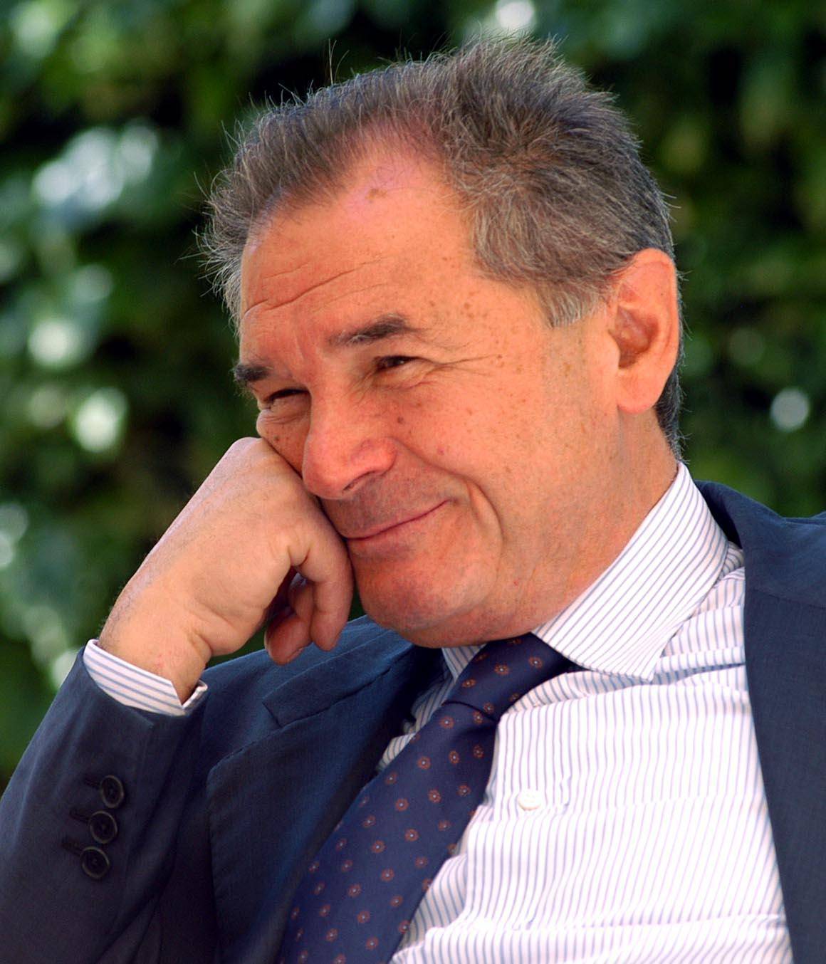 Due parlamentari e le «due poltrone»