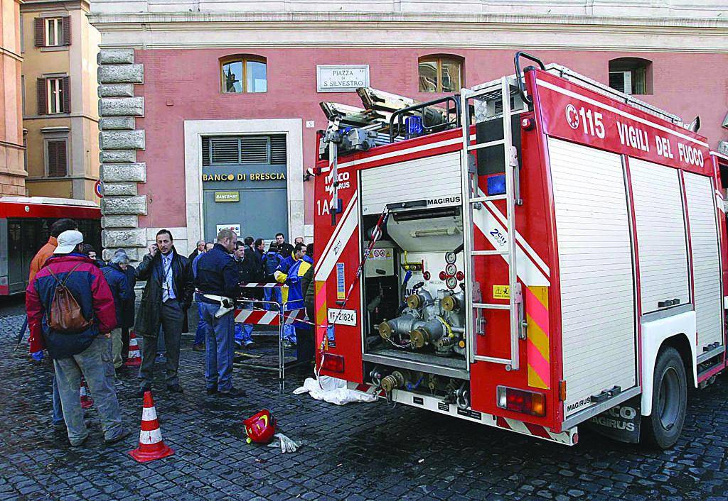 Polizza gratis anti scippi ai genovesi over 75