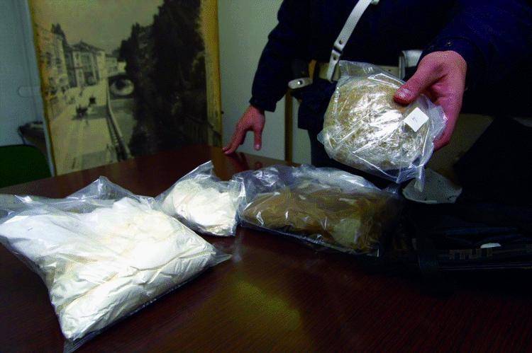 Imprenditori e droga a Spezia: maxi sequestro e 14 arrestati