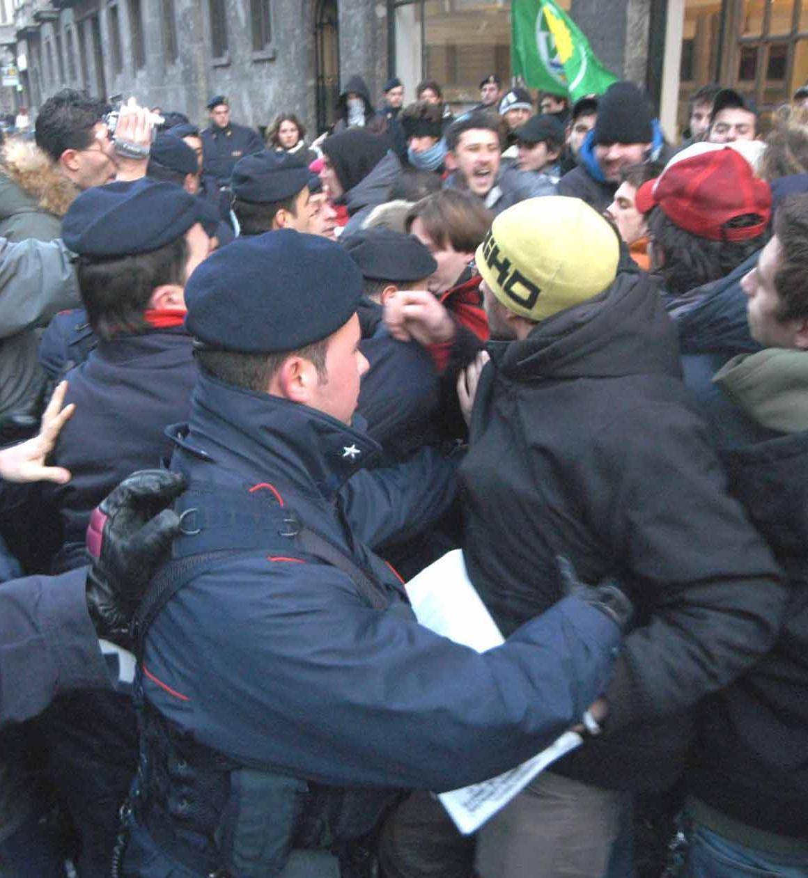 Studenti «diffidati» Tensione al Parini