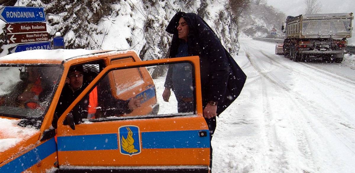 La neve mette in ginocchio anche l’entroterra