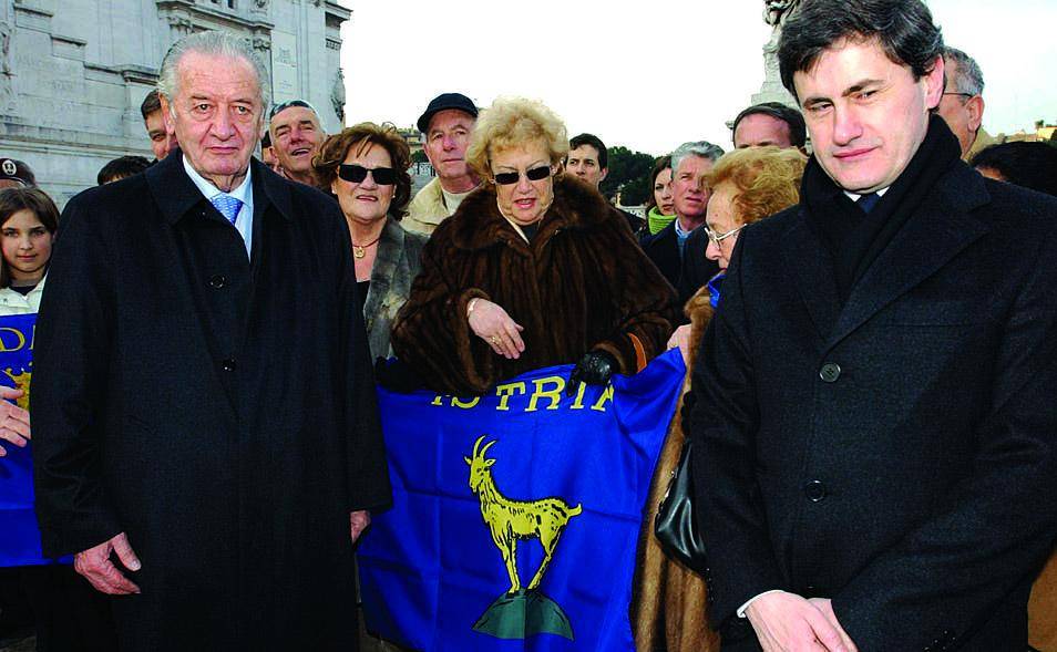 Tra i moderati solo Rutelli si espone: «I terroristi non ci condizioneranno»