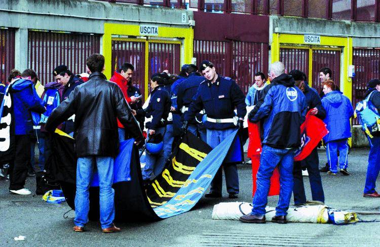 Inter battuta: i nerazzurri ammainano le bandiere