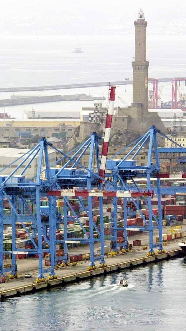 Senza Terzo Valico, moli allo sbando