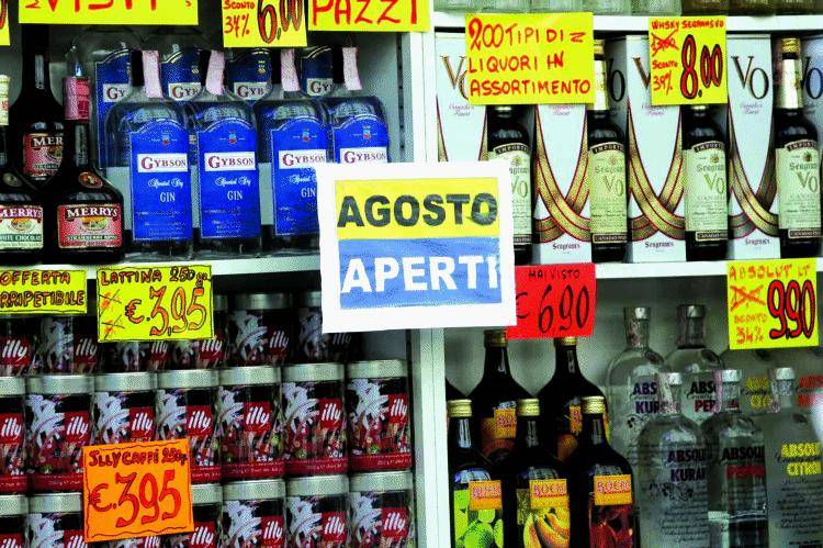 In aumento i negozi che non chiudono per ferie