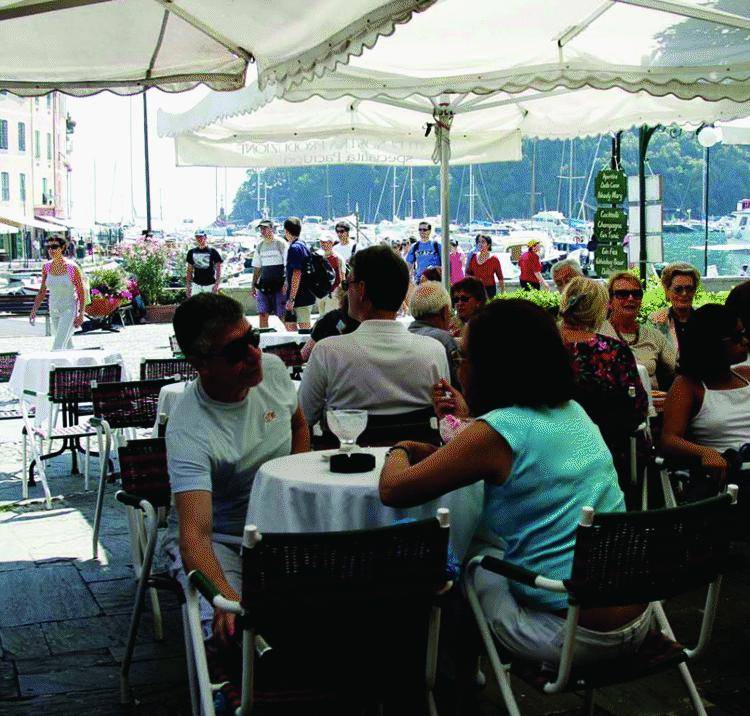 Un «bravo ragazzo» irascibile terrorizza le notti di Portofino